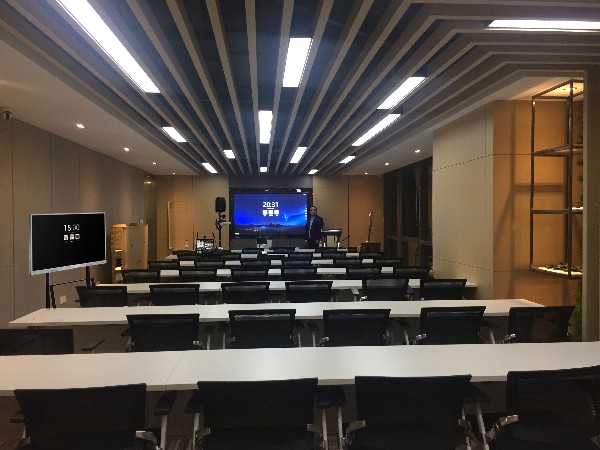 会简单 LED一体机，专业提供大场景展示解决方案