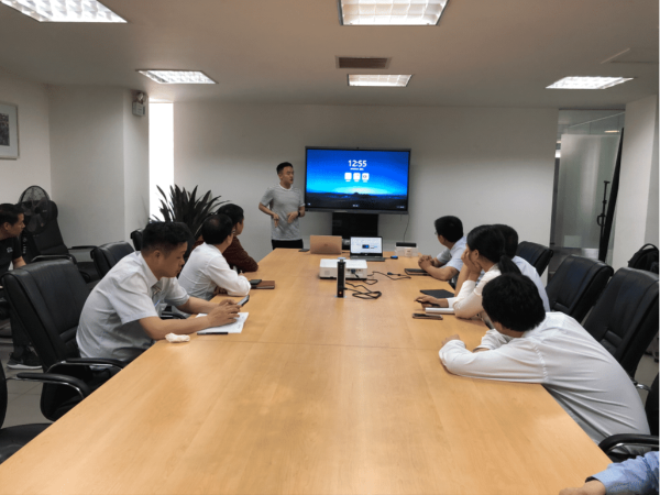 MAXHUB香蕉视频污黄下载入驻四川华星大众4S店