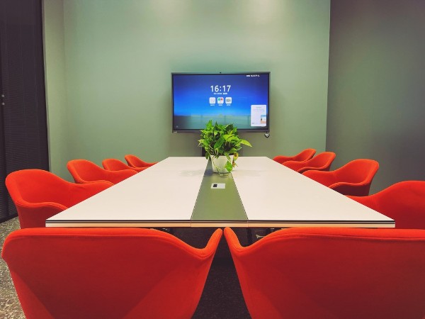 凤凰山体育公园采用MAXHUB香蕉视频污黄下载升级会议室